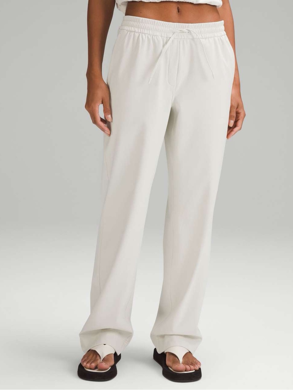 lululemon Straight-Leg Mid-Rise Luxtreme Pant Bone Medium